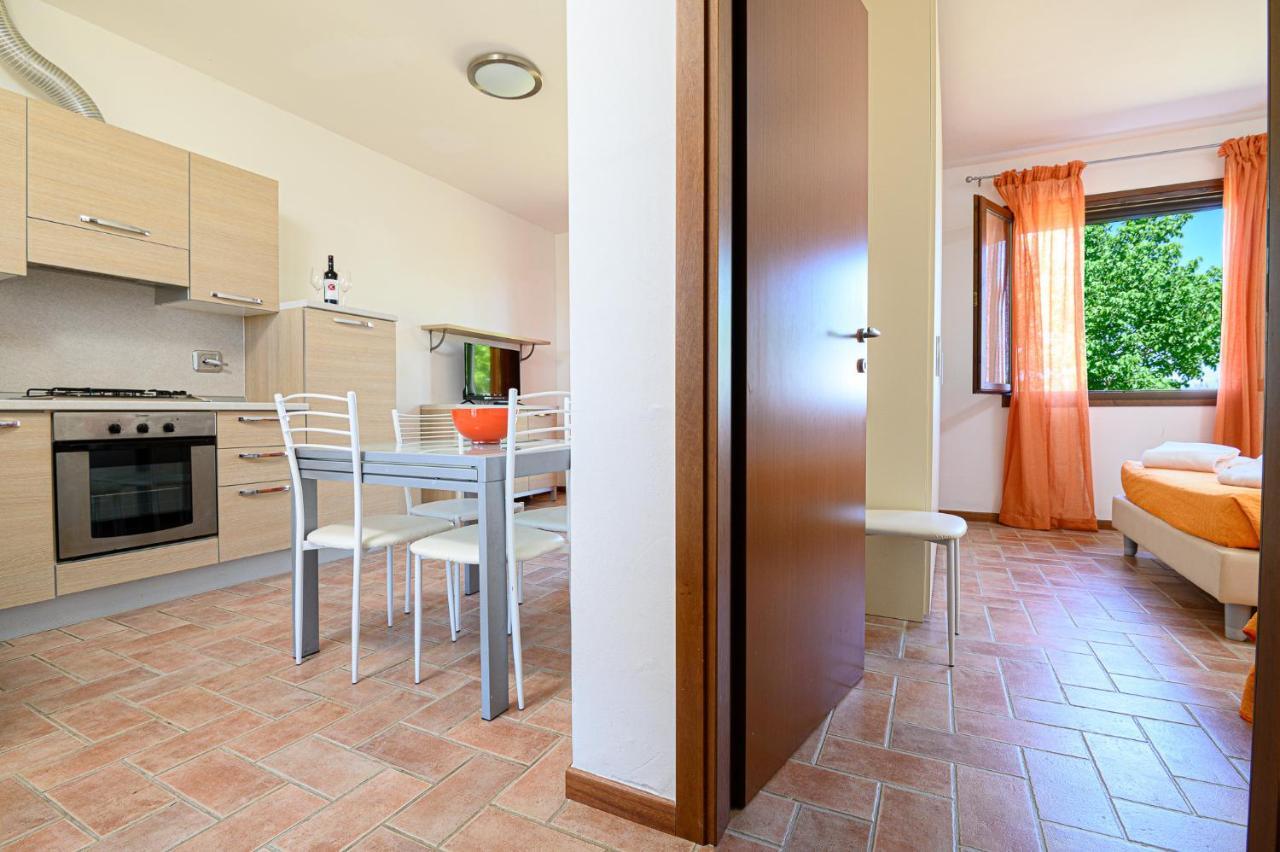 Residenza Principina Aparthotel Principina Terra Exteriör bild