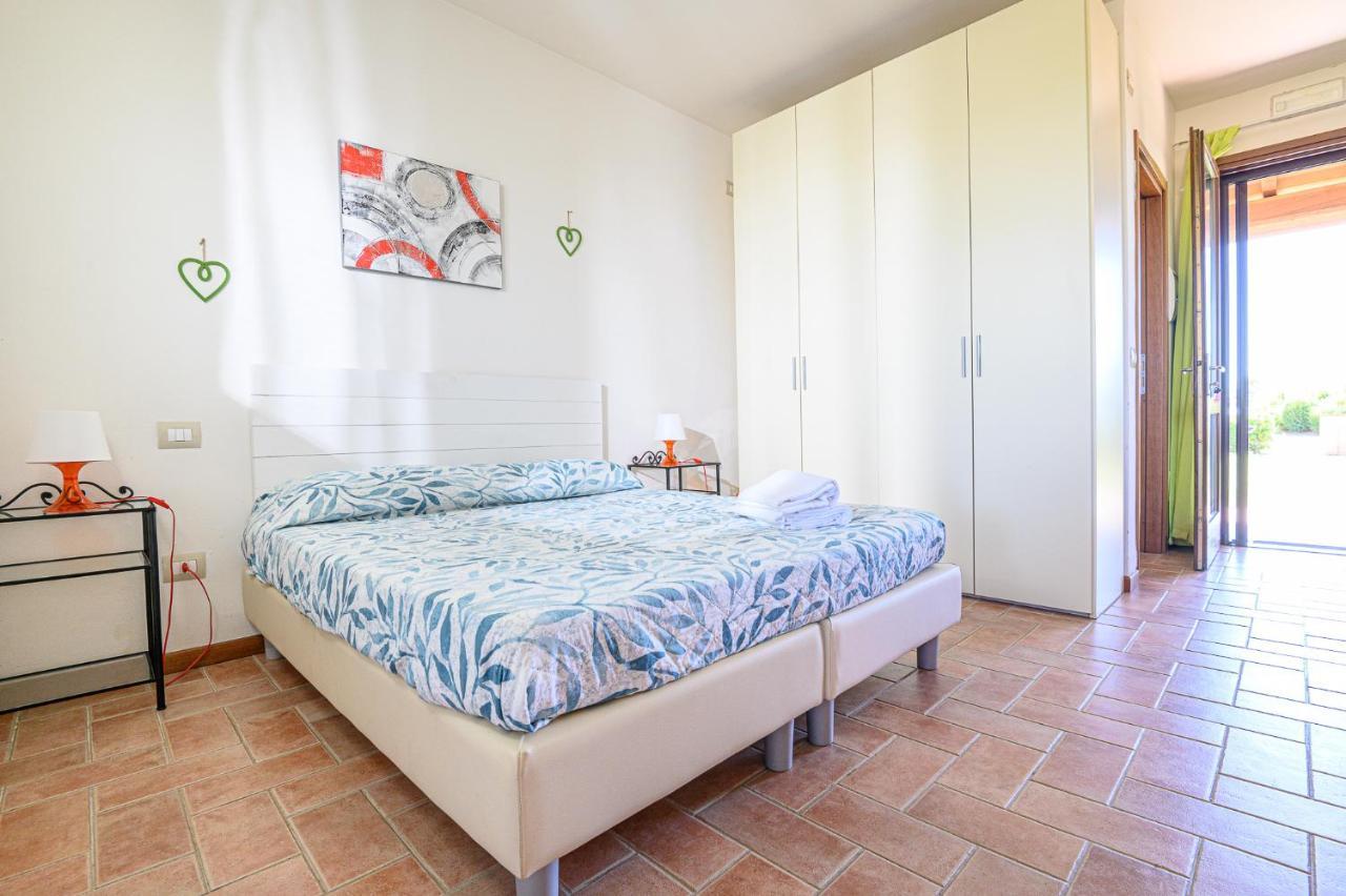 Residenza Principina Aparthotel Principina Terra Exteriör bild