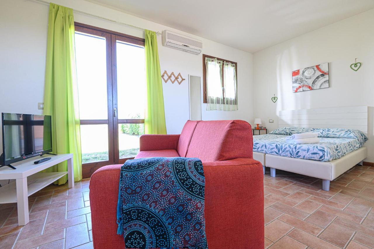 Residenza Principina Aparthotel Principina Terra Exteriör bild