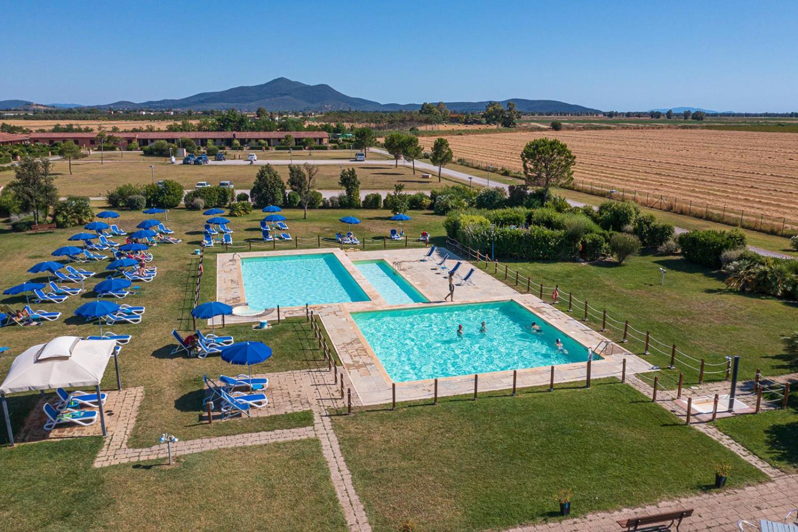 Residenza Principina Aparthotel Principina Terra Exteriör bild