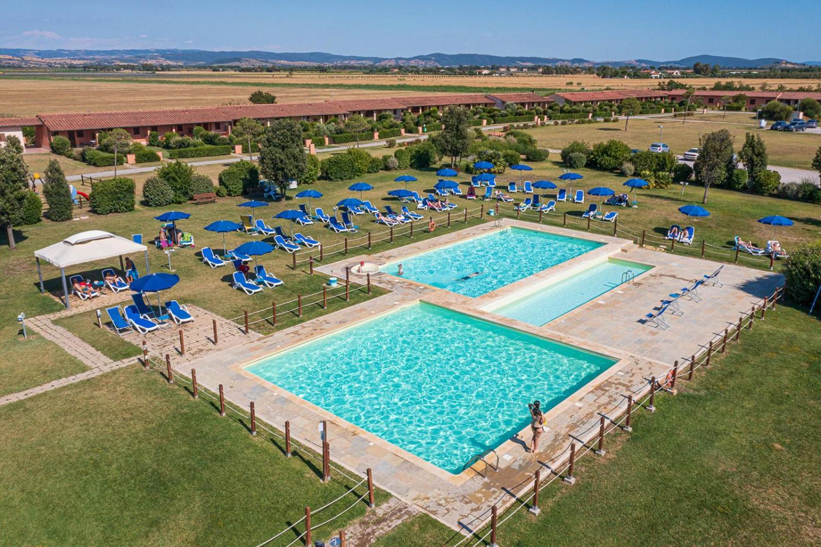 Residenza Principina Aparthotel Principina Terra Exteriör bild